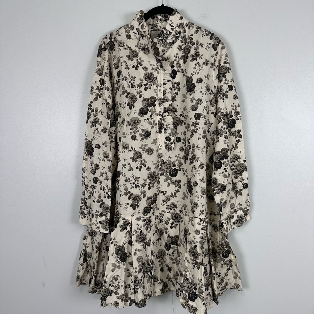 TUCKERNUCK Faded Roses Tate Dress - Picture 2 of 6